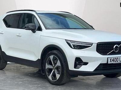 White Used 2023 Volvo XC40 Ultimate SUV | £31,583 (Fair price)