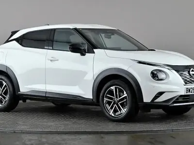 Used Nissan Juke N-Connecta 143 HP (105 kW) 2025 White SUV