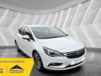 Used Vauxhall Astra Elite 2018 White Hatchback