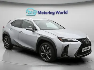 Used Lexus UX 250h Sport Design Packet 184 HP (135 kW) 2023 Silver SUV