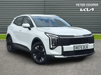 Used Kia Sportage 2025 White SUV