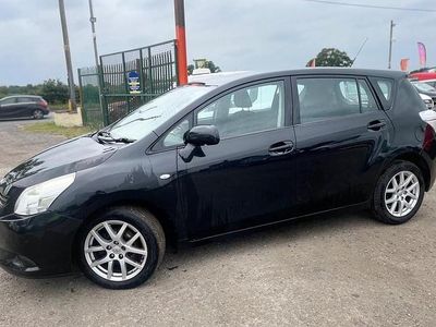 Used Toyota Verso 126 HP (92 kW) 2011 Black MPV