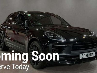 Used 2022 Porsche Macan SUV | £60,990 (Fair price)