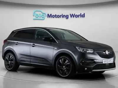 Second-hand Vauxhall Grandland X SRi 130 CP (95 kW) 2021 Gri SUV