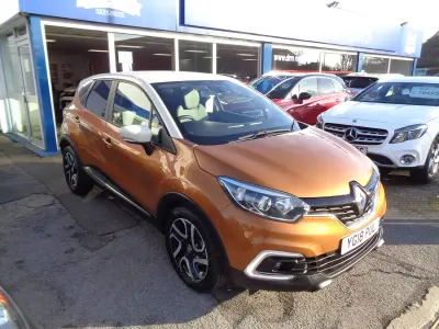 Usado Renault Captur Iconic 90 HP (66 kW) 2018 Laranja SUV