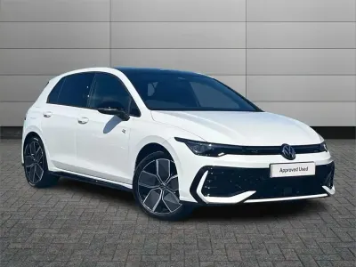 New VW Golf VIII Black Edition 147 HP (108 kW) 2026 White Hatchback