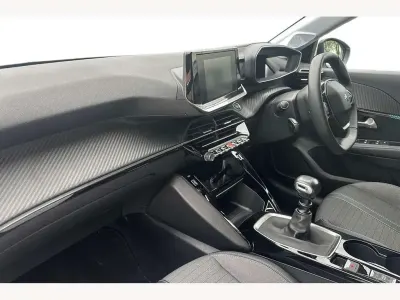 Second-hand Peugeot 208 Allure Premium 101 CP (74 kW) 2021 Alb Hatchback