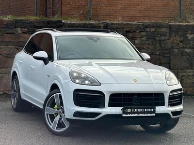 White Used 2020 Porsche Cayenne SUV | £37,995 (Fair price)