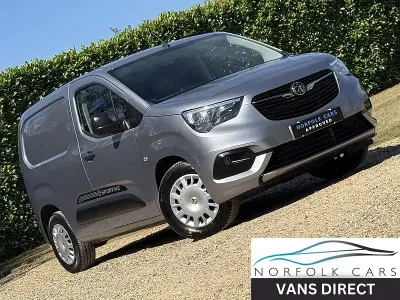 Used Vauxhall Combo Sportive 100 kW (136 HP) 2023 Grey MPV