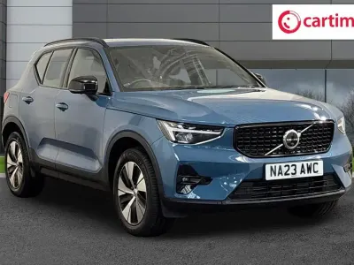 Used Volvo XC40 Plus 211 HP (155 kW) 2023 Blue SUV