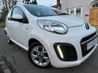 Usado Citroën C1 68 HP (50 kW) 2014 Branco Citadino
