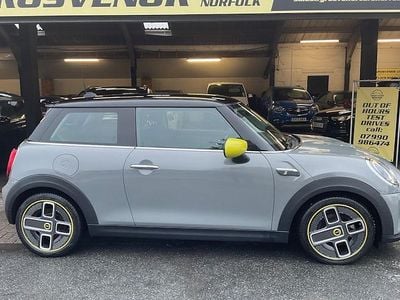 Used Mini Cooper Level 1 135 kW (184 HP) 2023 Hatchback