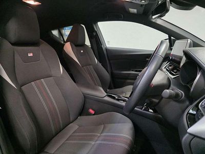 Used Toyota C-HR Sport 120 HP (88 kW) 2023 Other SUV
