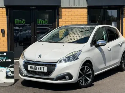 Used Peugeot 208 Allure Premium 2018 White Hatchback