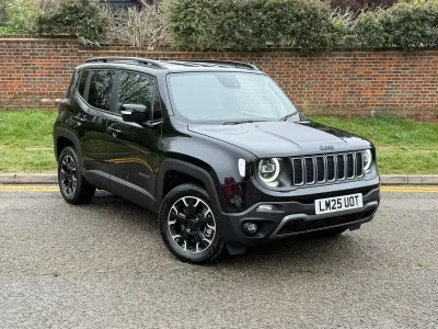 Usado Jeep Renegade 237 HP (174 kW) 2025 Preto SUV