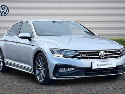 Usado VW Passat R-line 150 HP (110 kW) 2021 Prateado Sedan