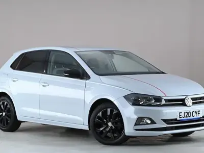 Begagnad VW Polo Beats 80 HK (58 kW) 2020 Silver Halvkombi