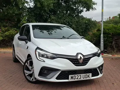 Used Renault Clio RS Line 90 HP (66 kW) 2023 White Hatchback