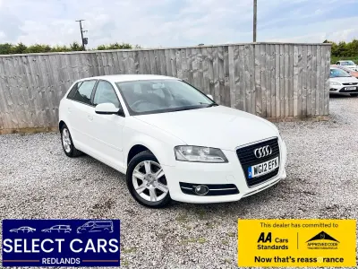 Begagnad Audi A3 Sportback Design 105 HK (77 kW) 2012 Vit Halvkombi