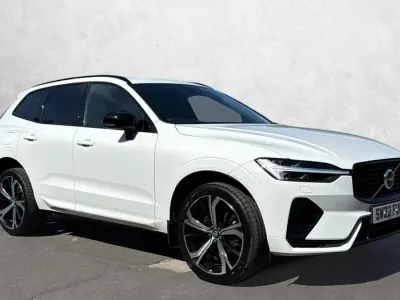 Used Volvo XC60 R-Design Pro 455 HP (334 kW) 2022 White SUV
