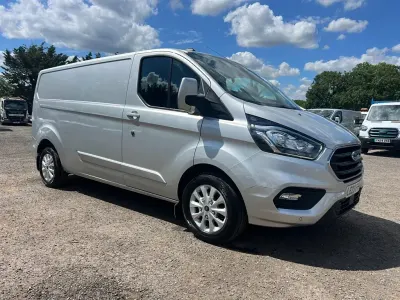 Used Ford Transit Custom Limited 130 HP (95 kW) 2023 Silver Van