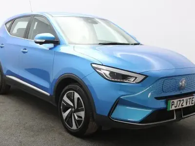 Używany MG ZS SE 114 kW (156 KM) 2022 Niebieski SUV