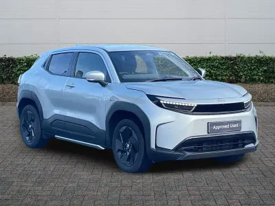 Used Toyota Urban Cruiser Design 127 kW (174 HP) 2026 Liquid silver SUV