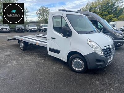 Begagnad Vauxhall Movano 145 HK (106 kW) 2017 Vit Minibuss