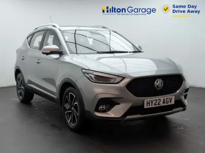 Używany MG ZS Exclusive 111 KM (81 kW) 2022 Srebrny SUV