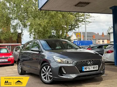 Used Hyundai i30 SE 140 HP (102 kW) 2017 Grey Hatchback