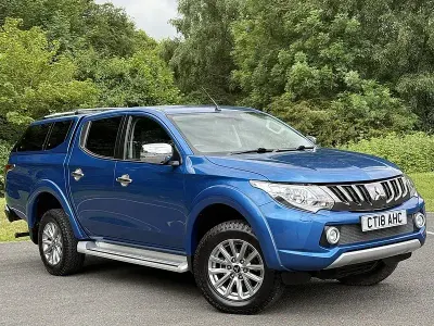 Used Mitsubishi L200 181 HP (133 kW) 2018 Blue Pickup
