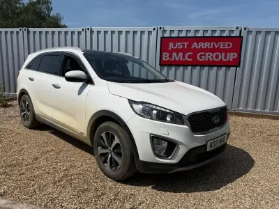 Used Kia Sorento 200 HP (147 kW) 2016 White SUV