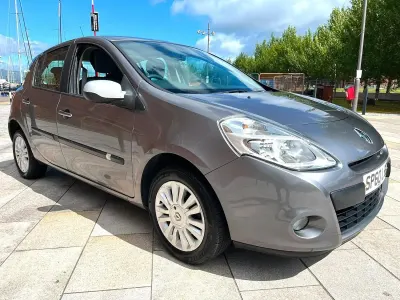 Used Renault Clio 2010 Grey Hatchback