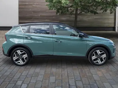Used Hyundai Bayon Ultimate 120 HP (88 kW) 2023 Green SUV