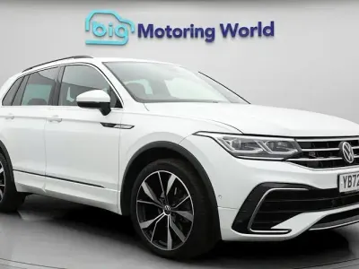 Second-hand VW Tiguan R-line 150 CP (110 kW) 2023 Alb SUV
