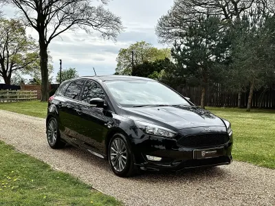 Used Ford Focus ST-Line 120 HP (88 kW) 2018 Black Hatchback