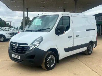 Używany Vauxhall Movano Edition 135 KM (99 kW) 2020 Biały Minivan