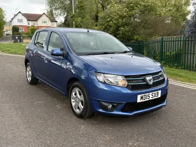 Used Dacia Sandero Lauréate 2015 Blue Hatchback