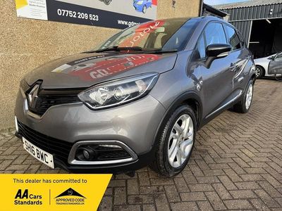 Used Renault Captur Dynamique 90 HP (66 kW) 2016 Grey SUV