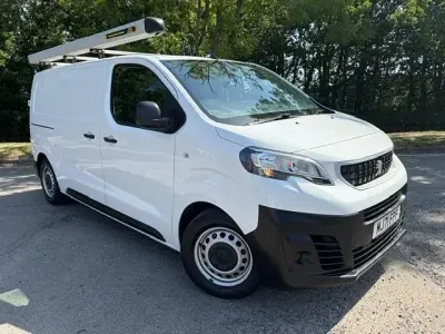 Used Peugeot Expert 2021 White Van