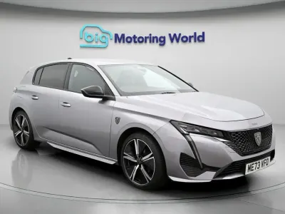 Second-hand Peugeot 308 GT 131 CP (96 kW) 2024 Gri Hatchback