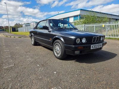 Usado BMW 320 Cabriolet 1992 Negro Descapotable