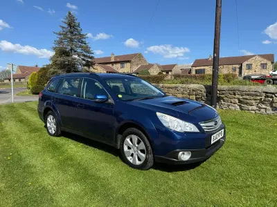 Usado Subaru Outback 2012 Azul Familiar