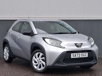 Used Toyota Aygo X PURE 72 HP (52 kW) 2022 Silver SUV