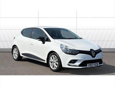 Used Renault Clio IV Play 75 HP (55 kW) 2017 White Hatchback