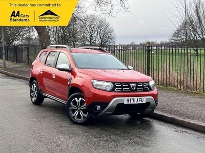 Orange Used 2021 Dacia Duster Prestige Hatchback | £9,995 (Fair price)
