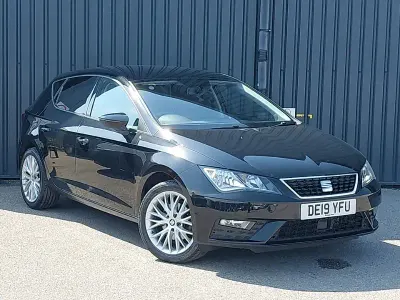Used Seat Leon SE Dynamic 130 HP (95 kW) 2019 Black Hatchback