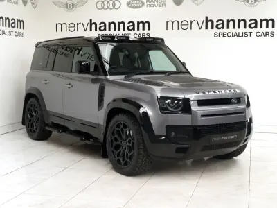 Usado Land Rover Defender SE 2021 Cinzento SUV