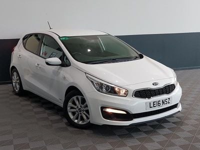 White Used 2016 Kia Ceed Hatchback | £6,498 (A bit pricey)
