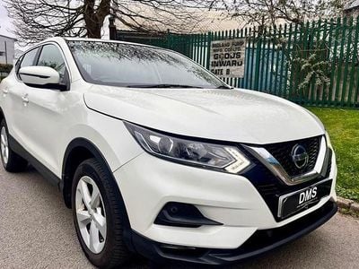 Used Nissan Qashqai Acenta Premium 140 HP (102 kW) 2019 White SUV